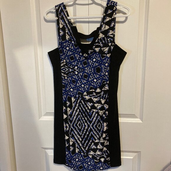 #145 NWOT BCBG Maxazria Black, Blue, Cream Sleeveless Dress, Size Medium - Picture 1 of 7